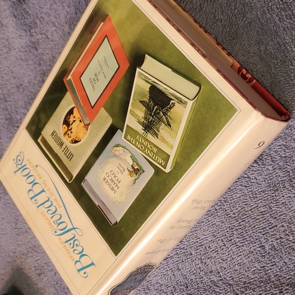 Best loved books for young readers - Picture 3 of 6